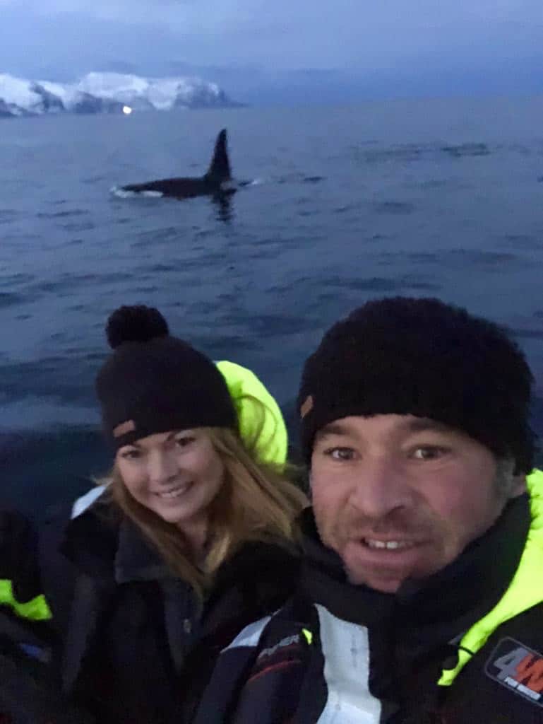 Equipe - nager avec les orques En Norvège